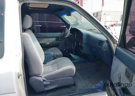 1989 Toyota Pickup 1/2 Ton Ex Long Whlbs Sr5 z USA, uszkodzony, nr VIN JT4VN93G1K0001343